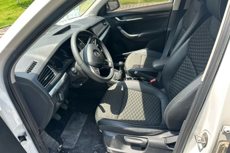 Used Skoda Kamiq 2020 1.5L Manual Comfort Edition Exterior 11