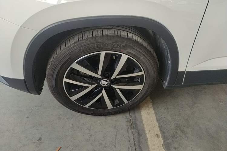 Used Skoda Kamiq 2020 1.5L Automatic Comfort Edition Exterior 4