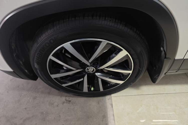 Used Skoda Kamiq 2020 1.5L Automatic Comfort Edition Exterior 4