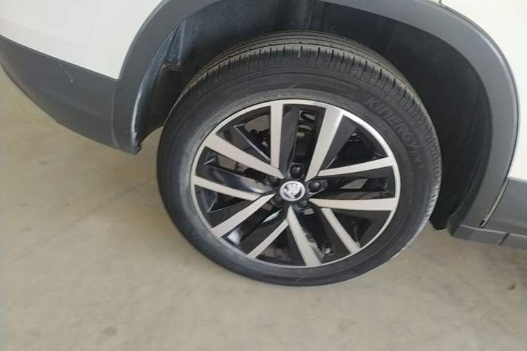 Used Skoda Kamiq 2020 1.5L Automatic Comfort Edition Exterior 5