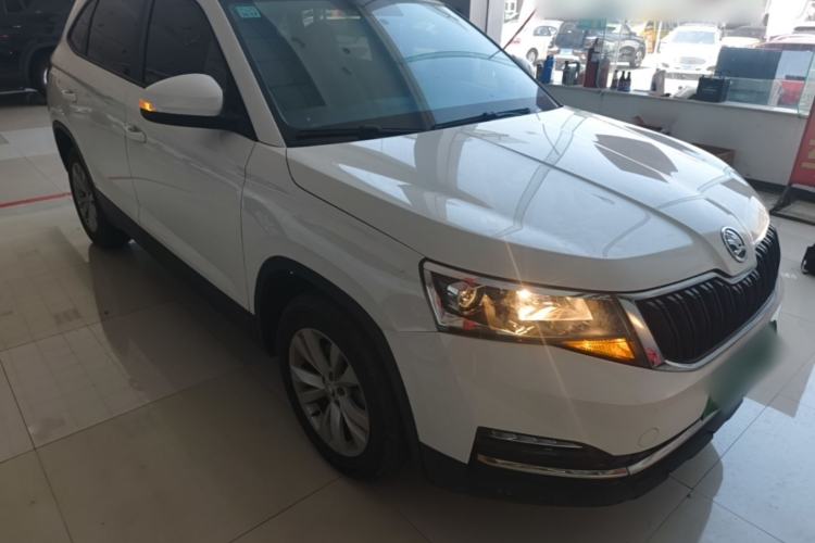 Used Skoda Kamiq 2020 1.5L Manual Standard Edition Front Right 45 Deg