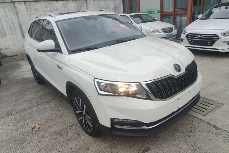 Used Skoda Kamiq 2020 1.5L Automatic Comfort Edition Front Right 45 Deg