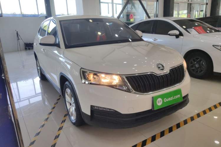 Used Skoda Kamiq 2020 1.5L Automatic Comfort Edition Front Right 45 Deg