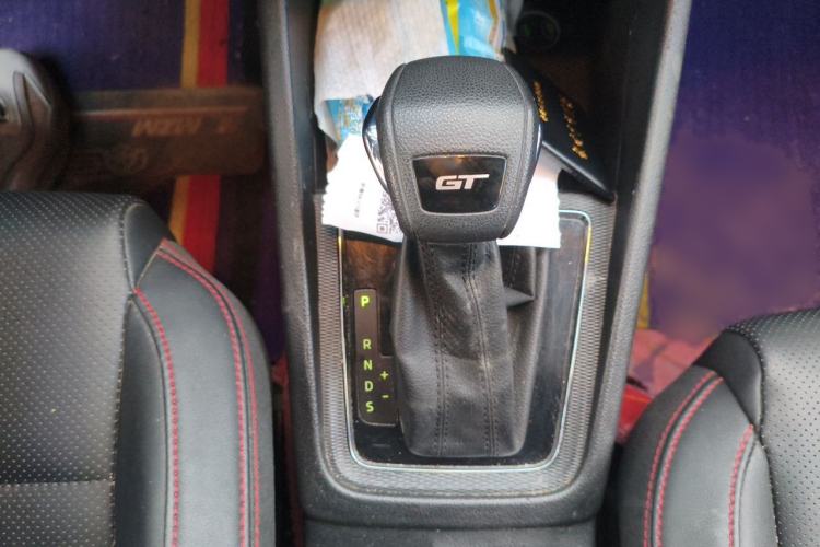 Used Skoda Kamiq 2020 Facelifted GT 1.5L Automatic Flagship Version China VI Standard Gear Lever