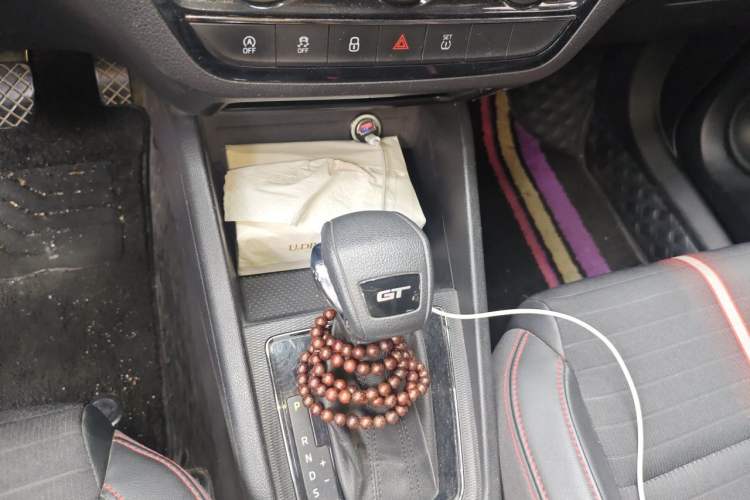 Used Skoda Kamiq 2020 Facelifted GT 1.5L Automatic Flagship Version China VI Standard Gear Lever