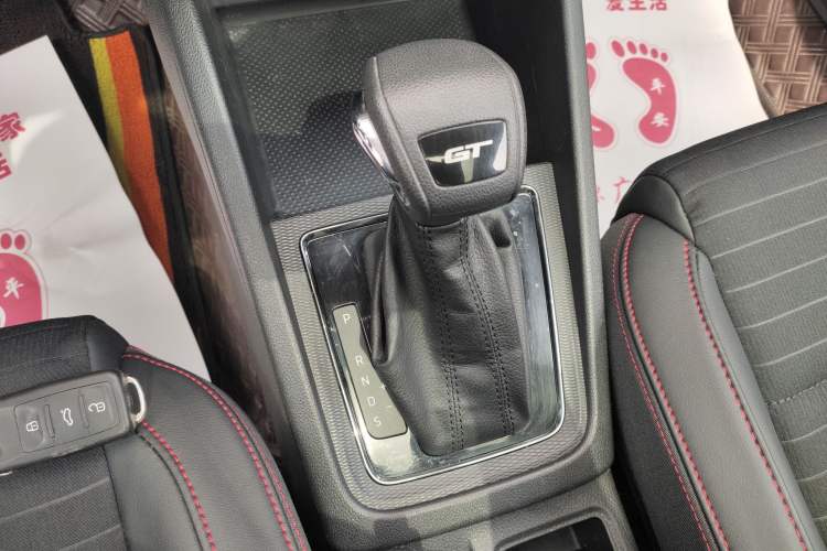 Used Skoda Kamiq 2020 GT 1.5L Automatic Flagship Model China VI Standard Gear Lever