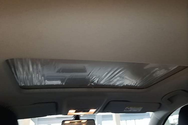 Used Skoda Kamiq 2020 1.5L Automatic Comfort Edition Headliner