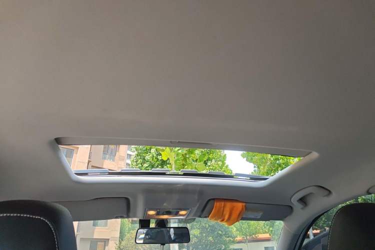 Used Skoda Kamiq 2020 1.5L Automatic Comfort Edition Headliner