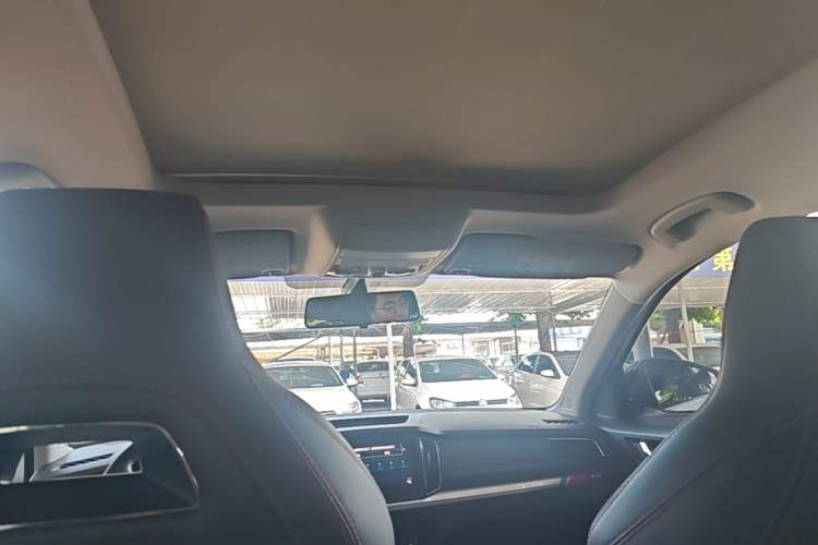 Used Skoda Kamiq 2020 Facelifted GT TSI 230 DSG Flagship Edition China VI Standard Headliner