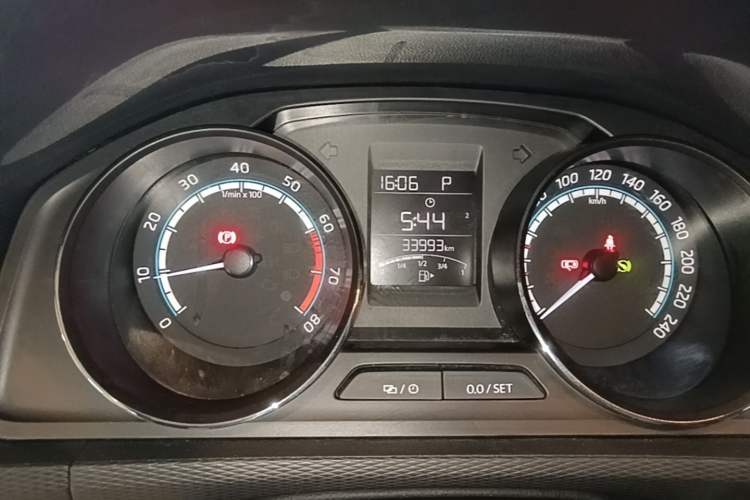 Used Skoda Kamiq 2020 1.5L Automatic Comfort Edition Instrument Cluster