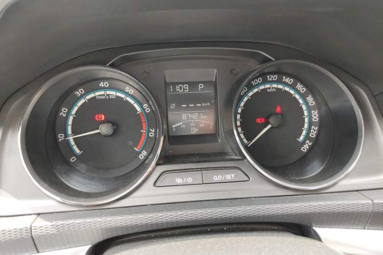 Used Skoda Kamiq 2020 1.5L Automatic Comfort Edition Instrument Cluster