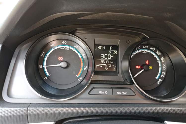 Used Skoda Kamiq 2020 Facelifted GT TSI 230 DSG Flagship Edition China VI Standard Instrument Cluster