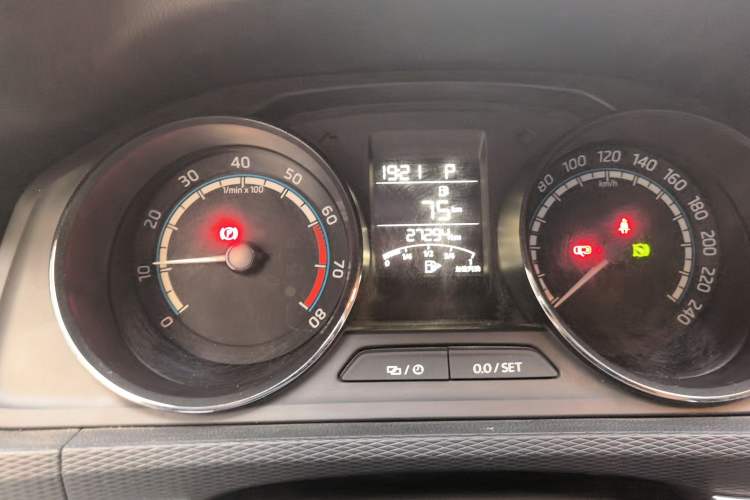 Used Skoda Kamiq 2020 1.5L Automatic Comfort Edition Instrument Cluster