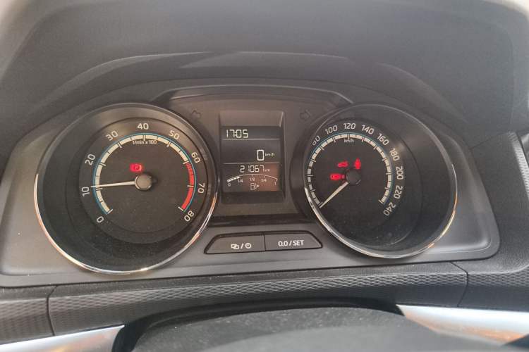 Used Skoda Kamiq 2020 1.5L Manual Comfort Edition Instrument Cluster