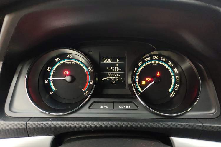 Used Skoda Kamiq 2020 Facelifted GT TSI 230 DSG Comfort Edition China VI Standard Instrument Cluster