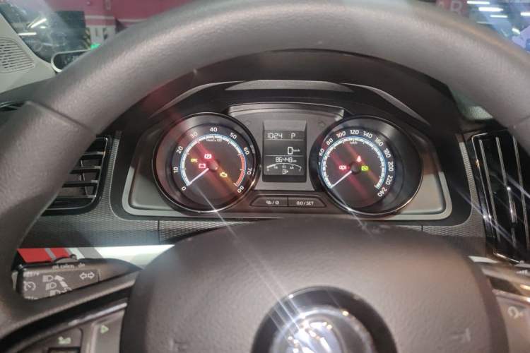 Used Skoda Kamiq 2020 Facelifted GT TSI 230 DSG Flagship Edition China VI Standard Instrument Cluster