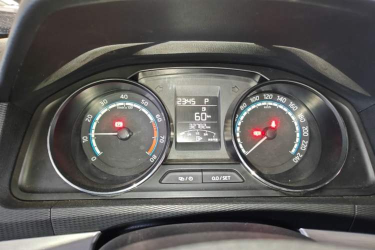 Used Skoda Kamiq 2020 Facelifted GT TSI 230 DSG Flagship Edition China VI Standard Instrument Cluster