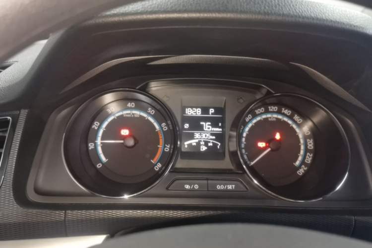 Used Skoda Kamiq 2020 Facelifted GT TSI 230 DSG Flagship Edition China VI Standard Instrument Cluster