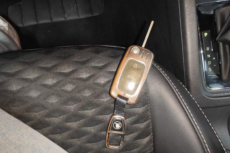 Used Skoda Kamiq 2020 1.5L Automatic Comfort Edition Interior 1