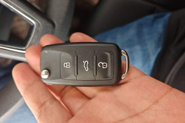 Used Skoda Kamiq 2020 1.5L Automatic Standard Edition Interior 1