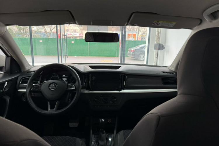 Used Skoda Kamiq 2020 1.5L Automatic Standard Edition Interior 2