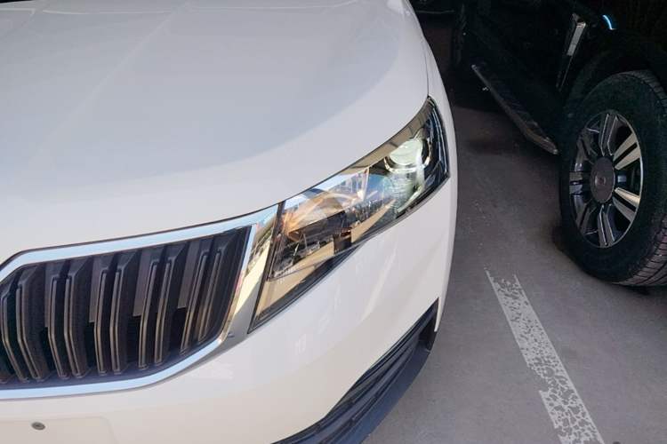 Used Skoda Kamiq 2020 1.5L Automatic Standard Edition Left Front Headlight
