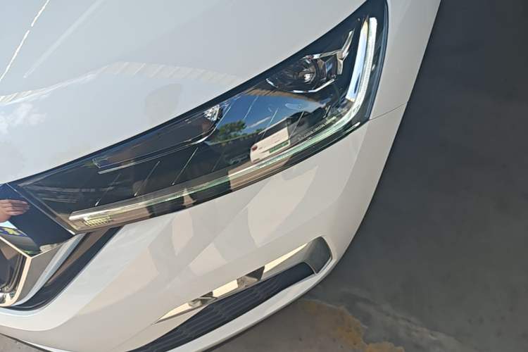 Used Skoda Kamiq 2020 Facelifted GT TSI 230 DSG Flagship Edition China VI Standard Left Front Headlight