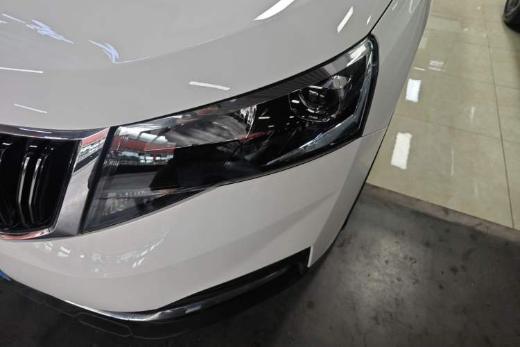 Used Skoda Kamiq 2020 1.5L Automatic Comfort Edition Left Front Headlight