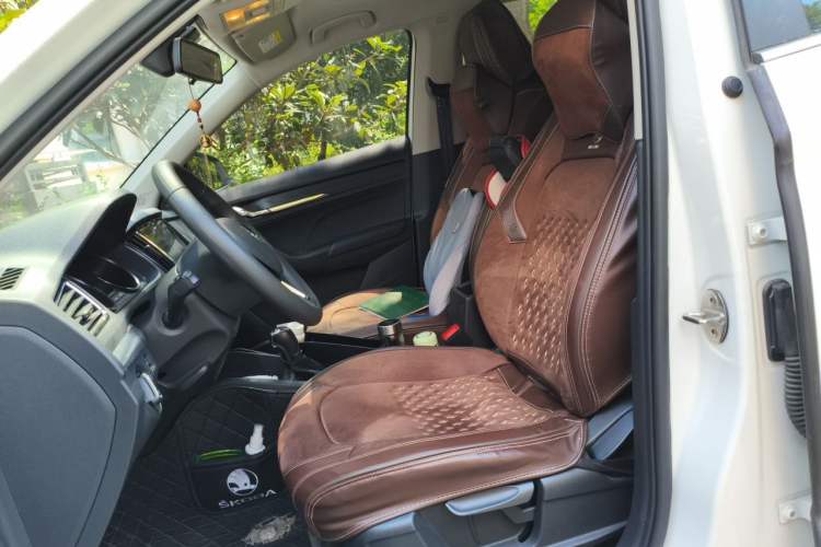 Used Skoda Kamiq 2020 1.5L Automatic Comfort Edition Left Front Seat