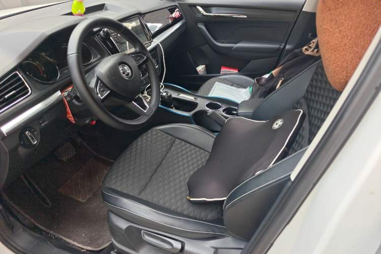 Used Skoda Kamiq 2020 1.5L Automatic Comfort Edition Left Front Seat