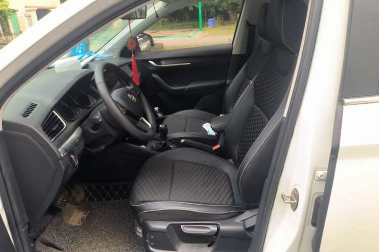 Used Skoda Kamiq 2020 1.5L Automatic Standard Edition Left Front Seat