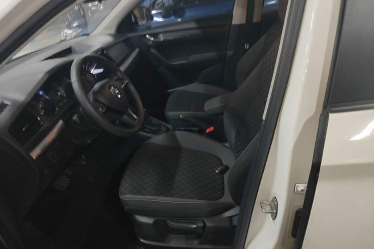 Used Skoda Kamiq 2020 1.5L Automatic Standard Edition Left Front Seat