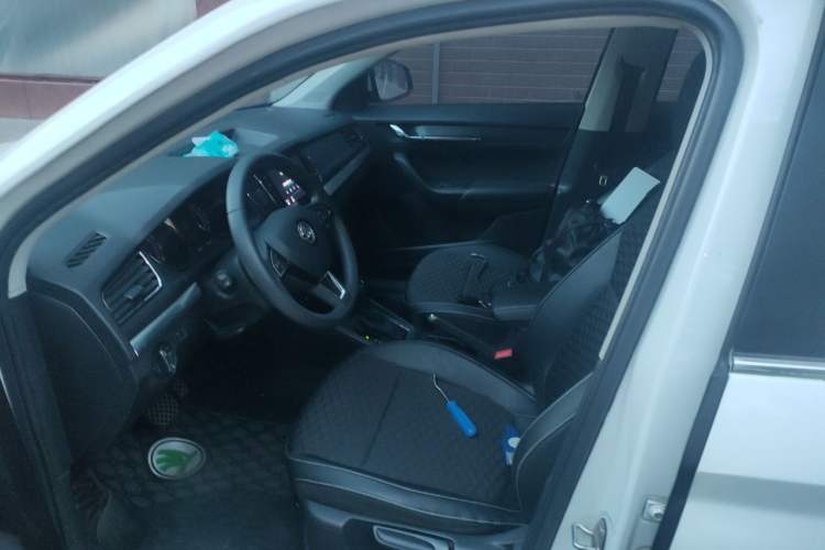 Used Skoda Kamiq 2020 1.5L Automatic Comfort Edition Left Front Seat
