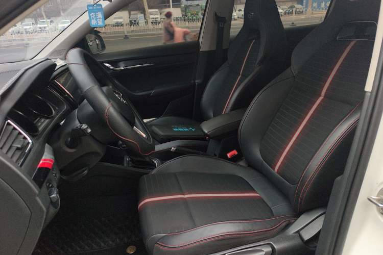 Used Skoda Kamiq 2020 Facelifted GT TSI 230 DSG Comfort Edition China VI Standard Left Front Seat