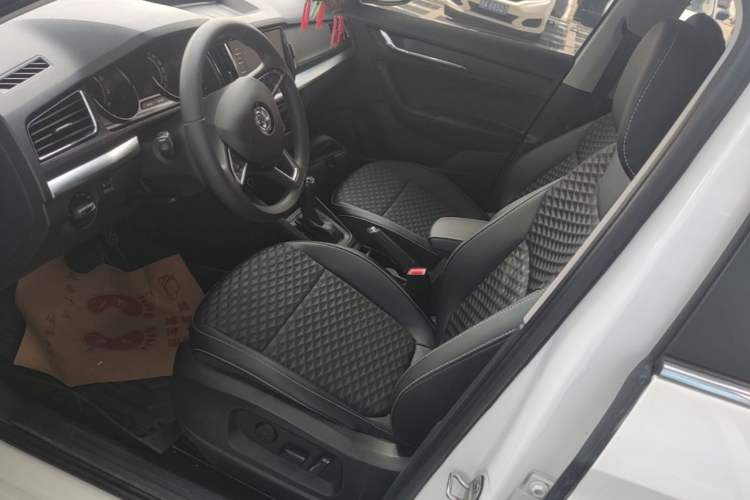 Used Skoda Kamiq 2020 1.5L Automatic Comfort Edition Left Front Seat