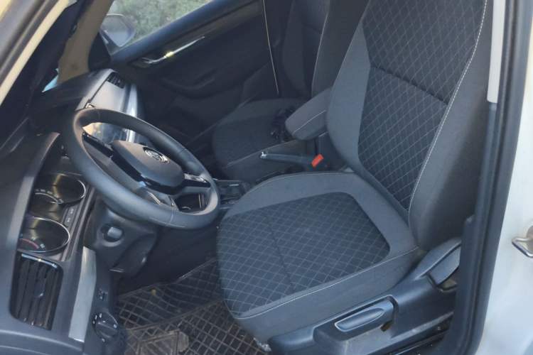 Used Skoda Kamiq 2020 1.5L Automatic Standard Edition Left Front Seat