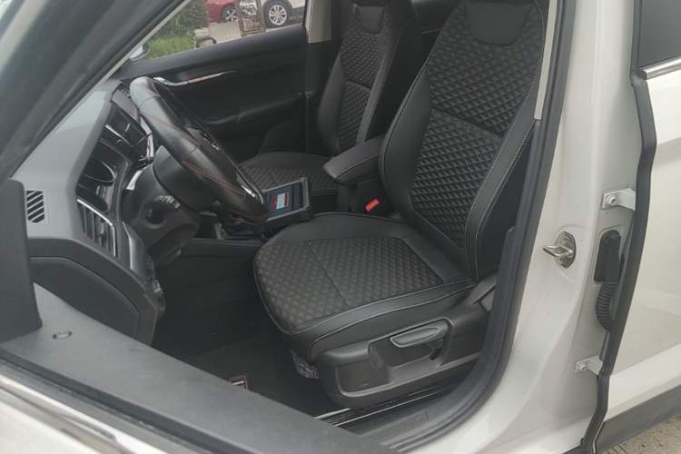 Used Skoda Kamiq 2020 1.5L Automatic Comfort Edition Left Front Seat