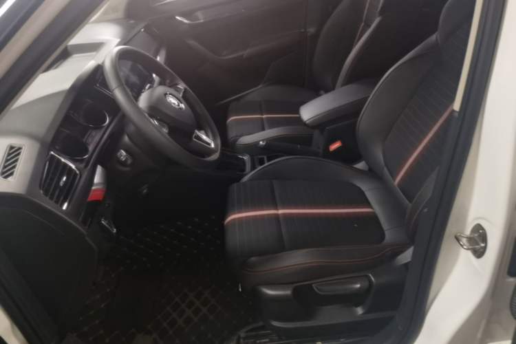 Used Skoda Kamiq 2020 Facelifted GT TSI 230 DSG Flagship Edition China VI Standard Left Front Seat