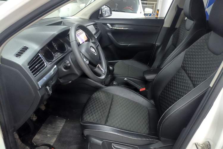 Used Skoda Kamiq 2020 1.5L Manual Comfort Edition Left Front Seat