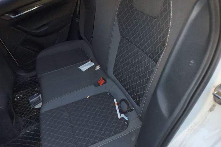 Used Skoda Kamiq 2020 1.5L Automatic Standard Edition Left Rear Seat
