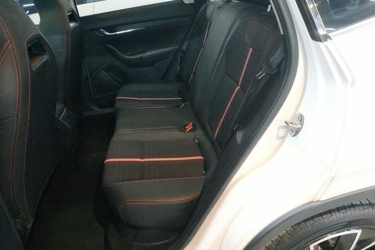 Used Skoda Kamiq 2020 GT 1.5L Automatic Flagship Model China VI Standard Left Rear Seat