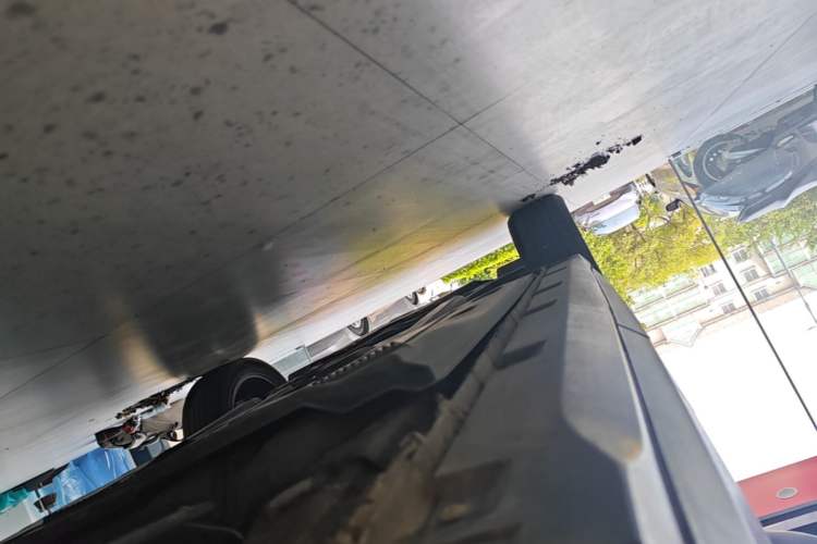 Used Skoda Kamiq 2020 1.5L Automatic Comfort Edition Left Side Sill