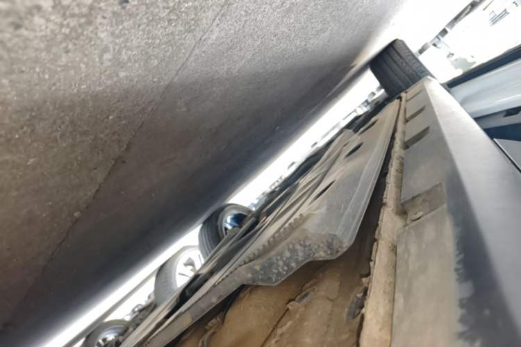 Used Skoda Kamiq 2020 1.5L Automatic Comfort Edition Left Side Sill