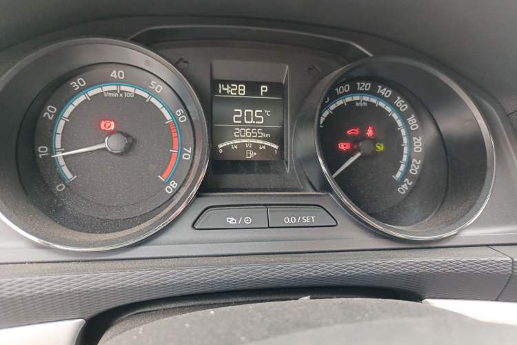 Used Skoda Kamiq 2020 GT TSI 230 DSG Flagship Edition China VI standard Odometer Close Up
