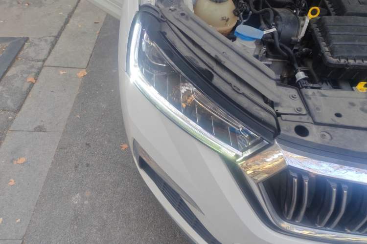 Used Skoda Kamiq 2020 GT 1.5L Automatic Flagship Model China VI Standard Right Front Headlight