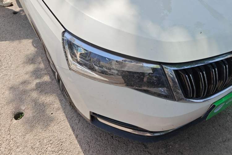 Used Skoda Kamiq 2020 1.5L Manual Comfort Edition Right Front Headlight