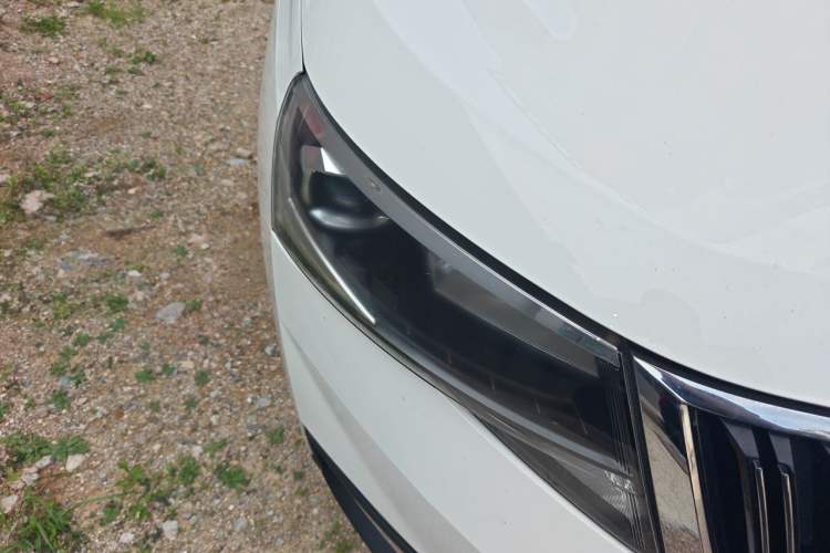 Used Skoda Kamiq 2020 1.5L Automatic Comfort Edition Right Front Headlight