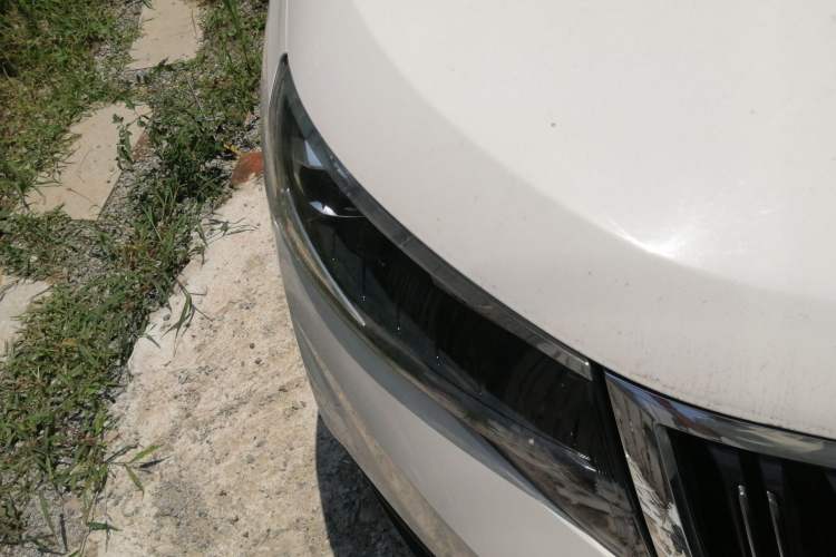 Used Skoda Kamiq 2020 1.5L Automatic Comfort Edition Right Front Headlight
