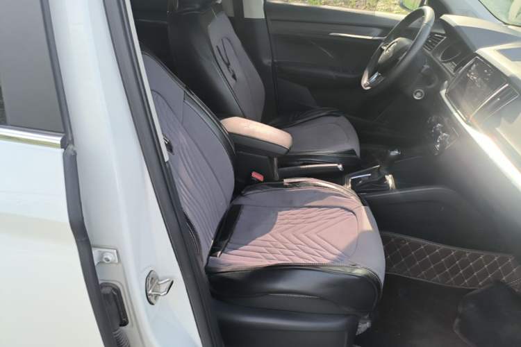 Used Skoda Kamiq 2020 1.5L Automatic Standard Edition Right Front Seat