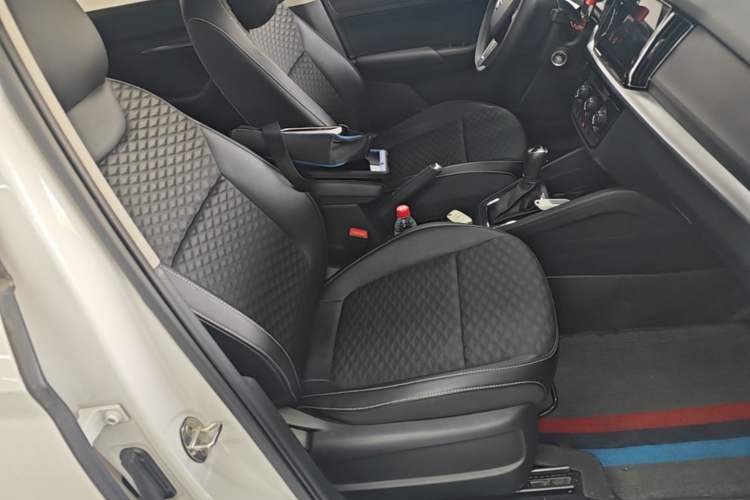 Used Skoda Kamiq 2020 1.5L Automatic Comfort Edition Right Front Seat